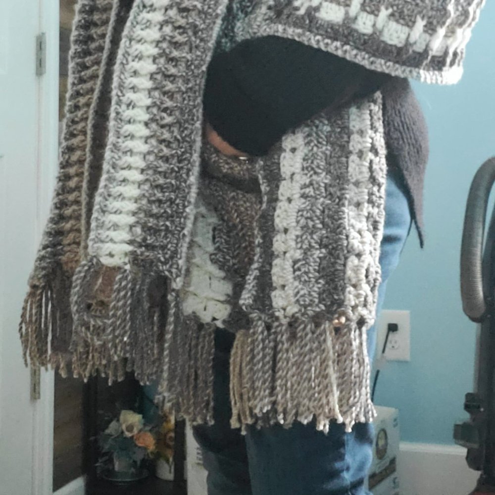 Hand crocheted items - Picture 3 of 11